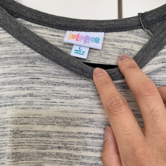 LuLaRoe Randy top - Picture 3 of 4